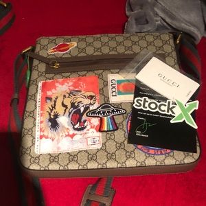 Gucci Messenger Courier x Supreme Bag